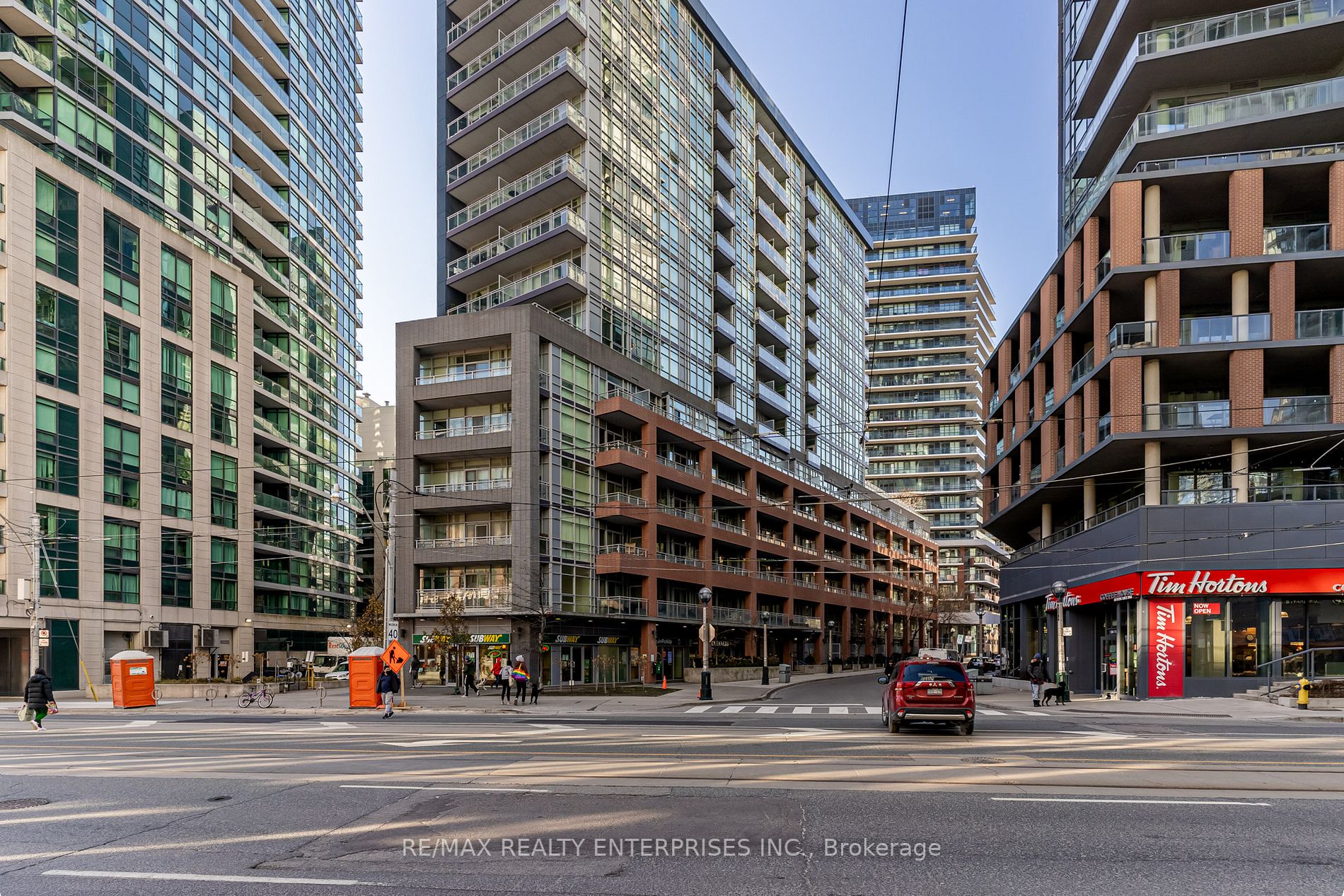 15 Bruyeres Mews, #601
