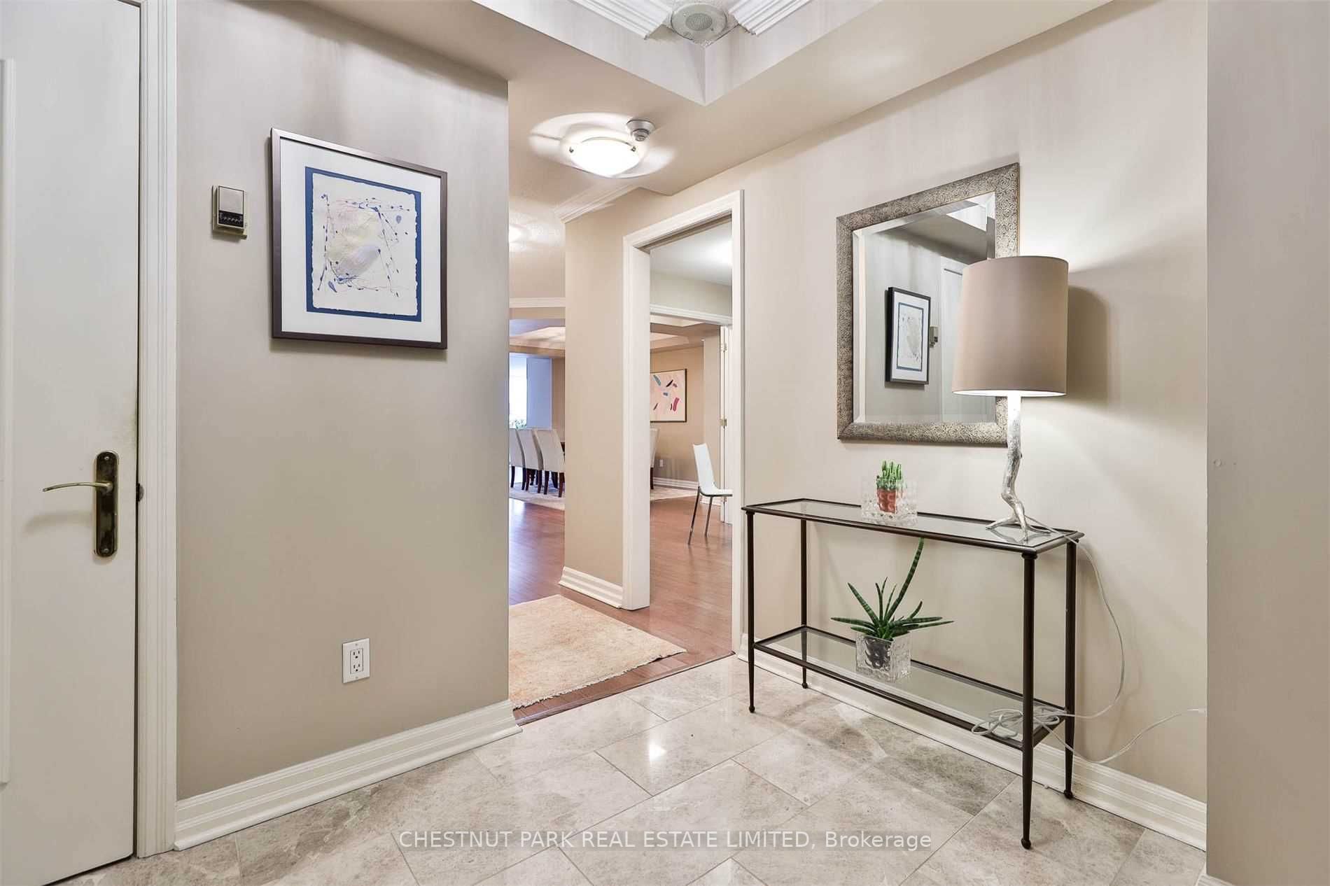 2727 Yonge St, #711
