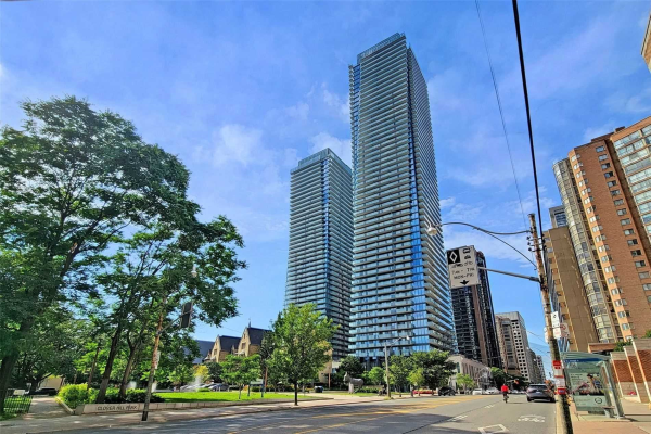 1080 Bay St, Toronto