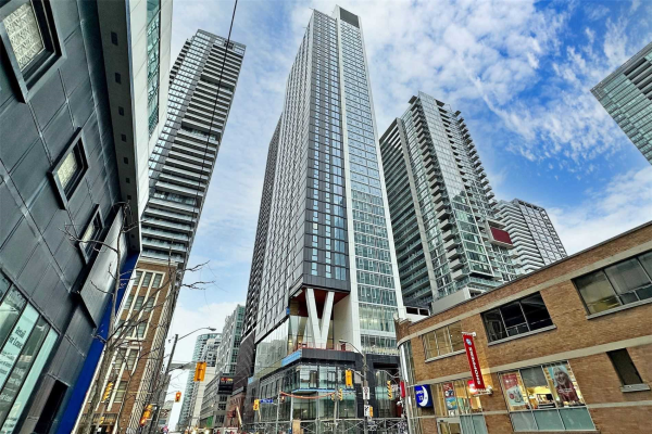 357 King St W, Toronto