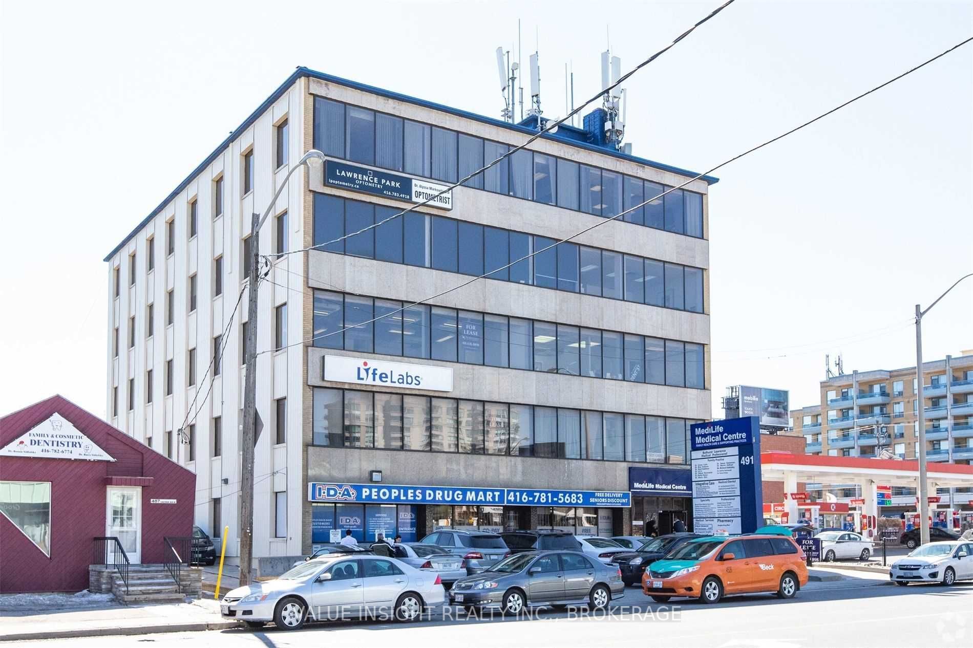 491 Lawrence Ave W, #202