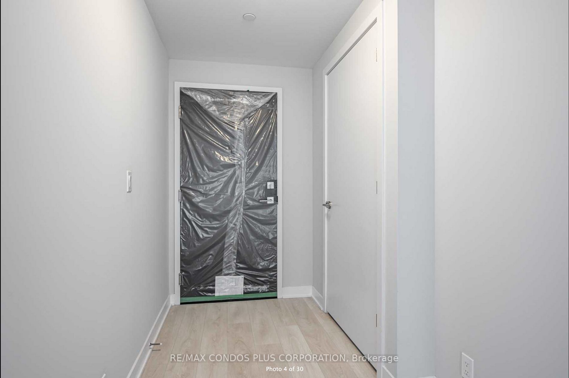 2221 Yonge Street, #2006