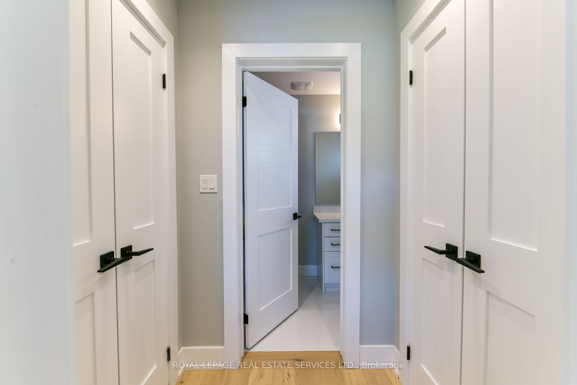 23 Anndale Dr