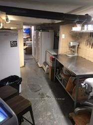 258 Dupont St