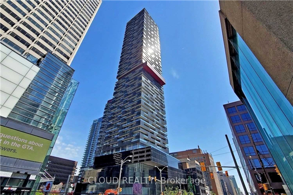 8 Eglinton Ave E, Toronto