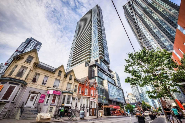 290 Adelaide St W, Toronto
