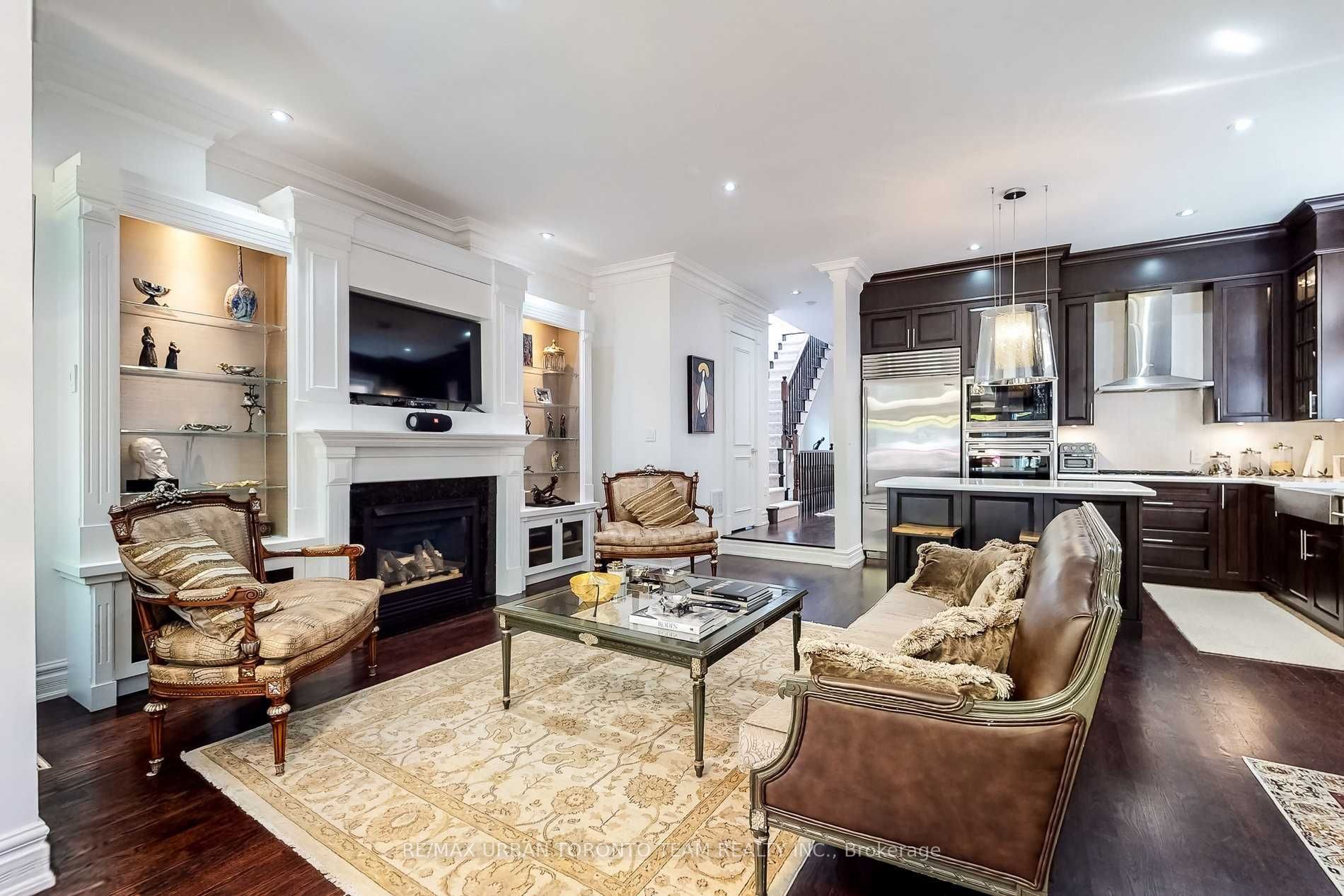 38 Cameron Ave