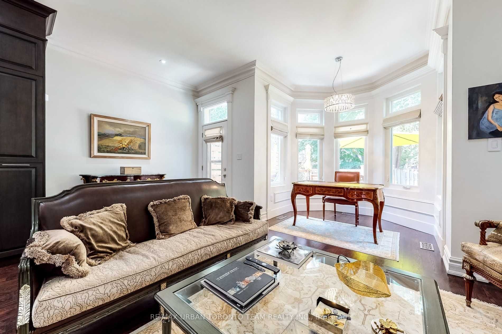 38 Cameron Ave