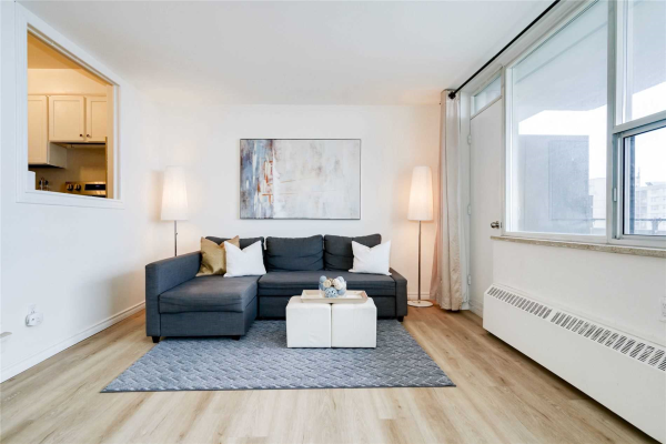 20 Forest Manor Rd, Toronto