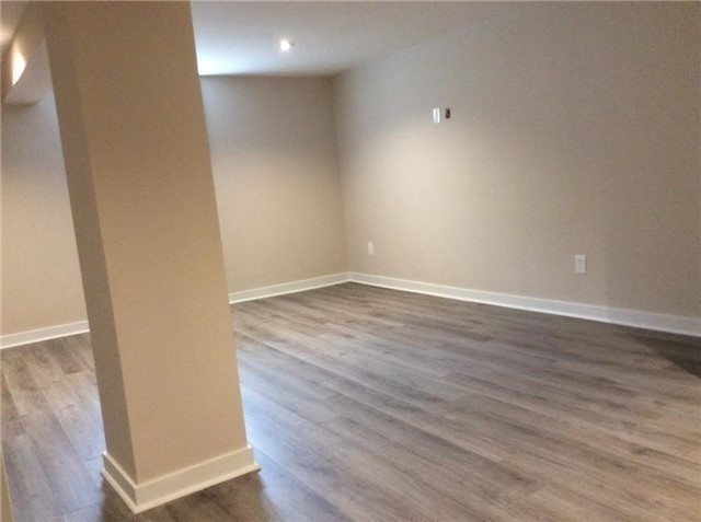 32 Glen Echo Rd