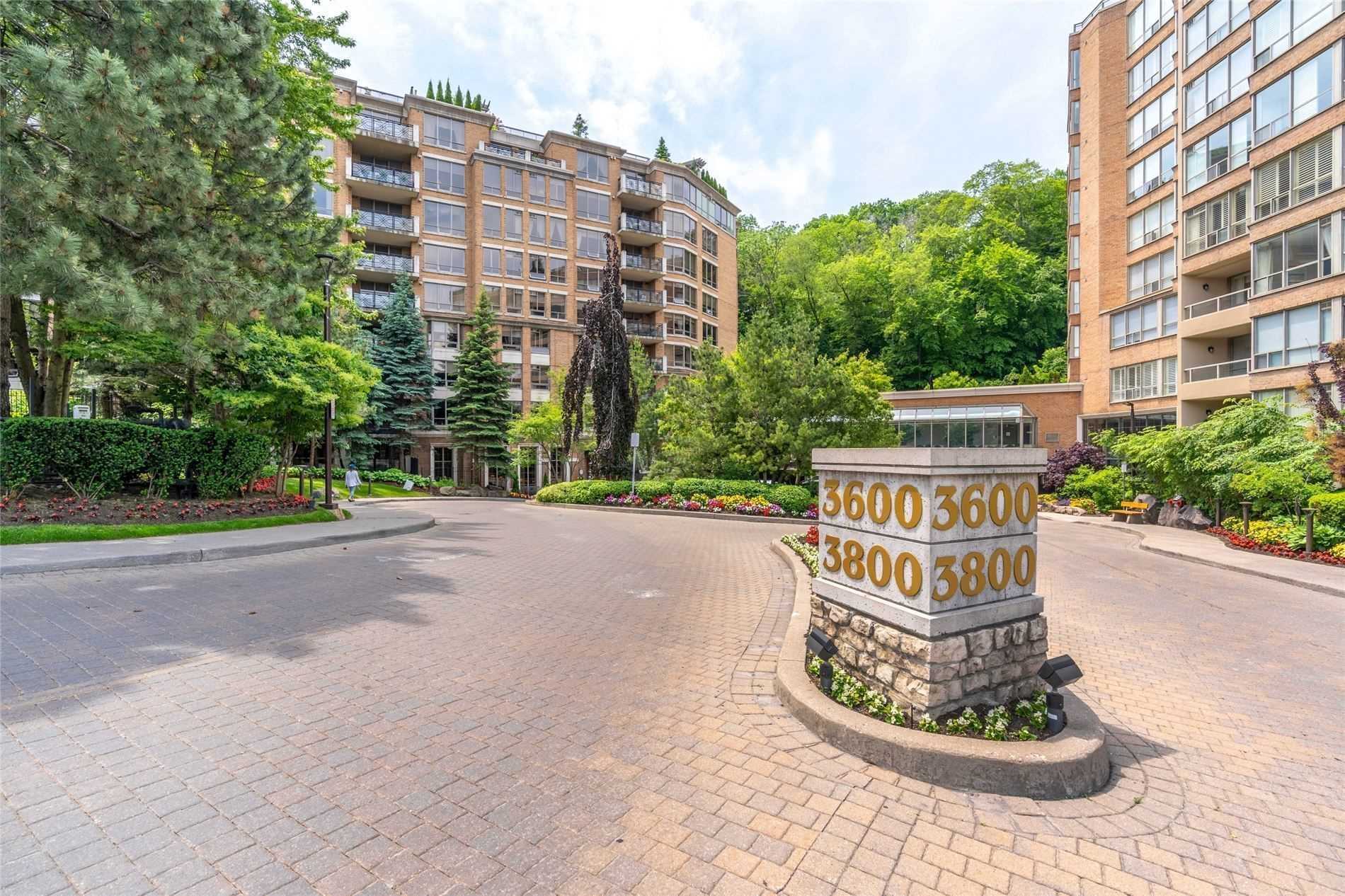 3800 Yonge St, #205