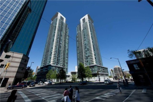 5168 Yonge St, Toronto
