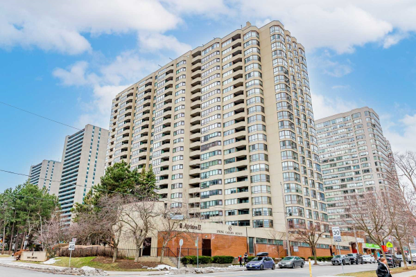 65 Spring Garden Ave, Toronto