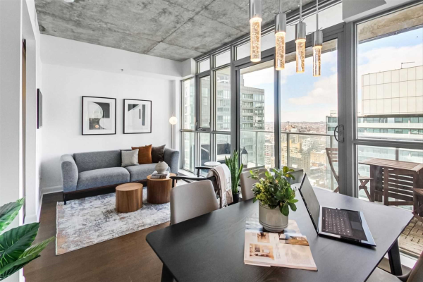 375 King St W, Toronto