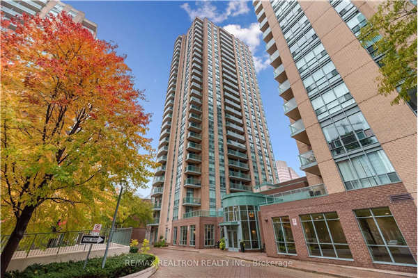 22 Olive Ave, Toronto
