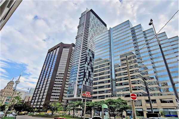 426 University Ave, Toronto
