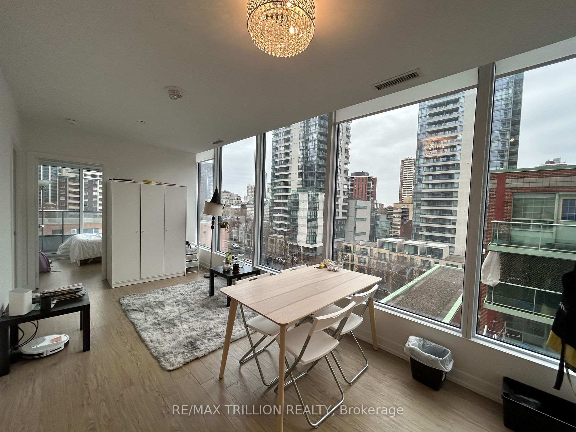 85 Wood St, #820