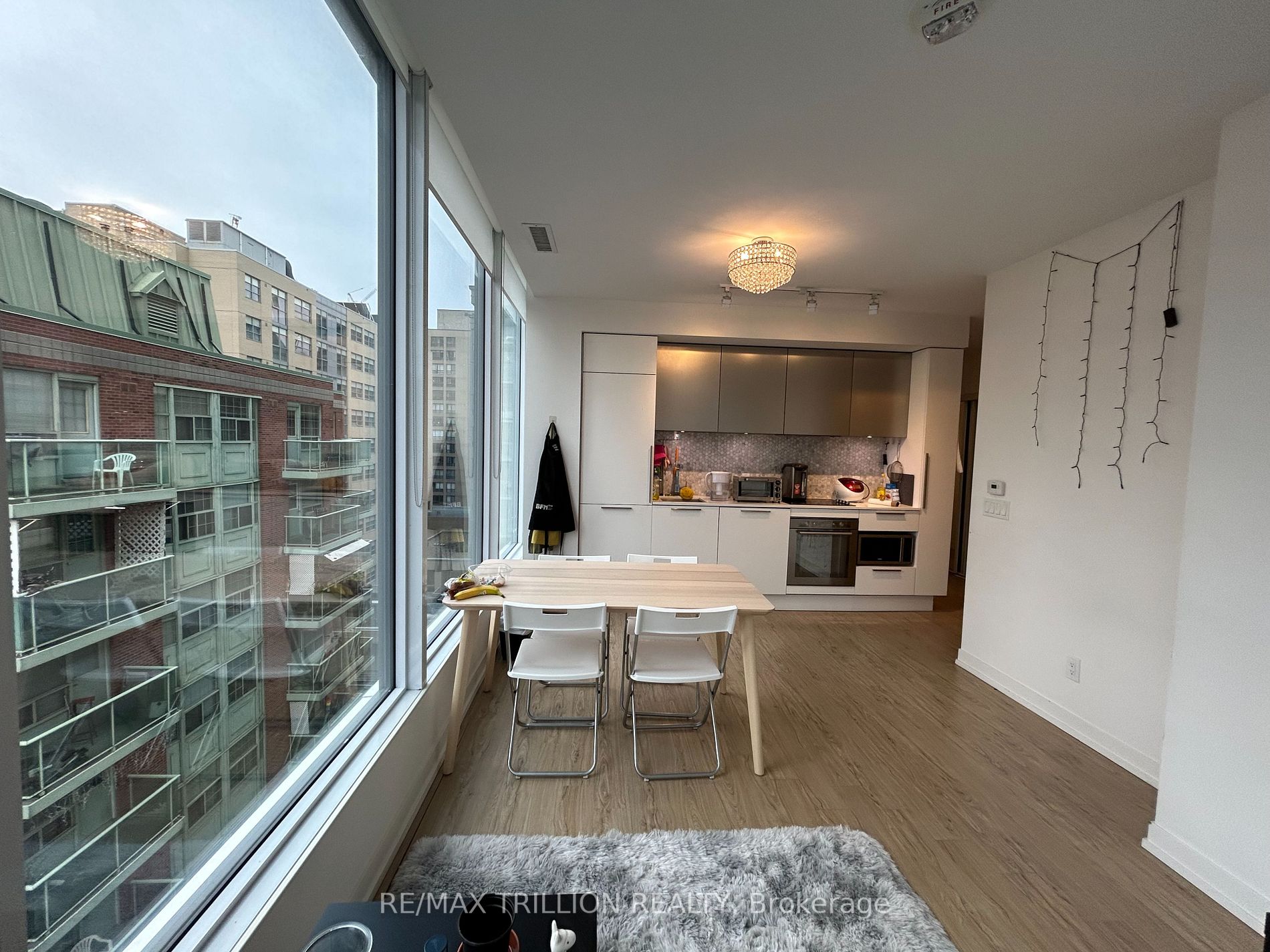 85 Wood St, #820