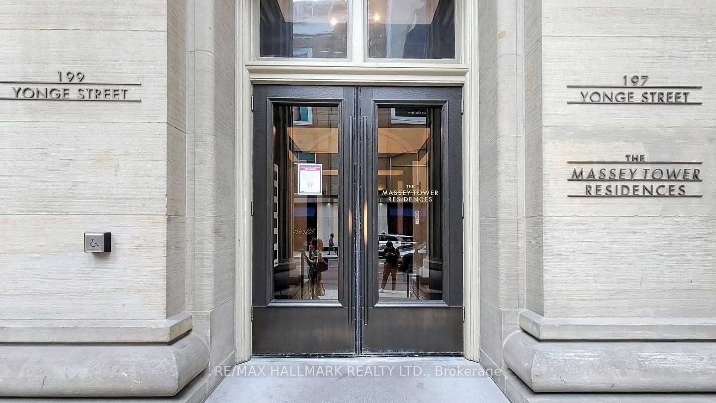 197 Yonge St, #3114