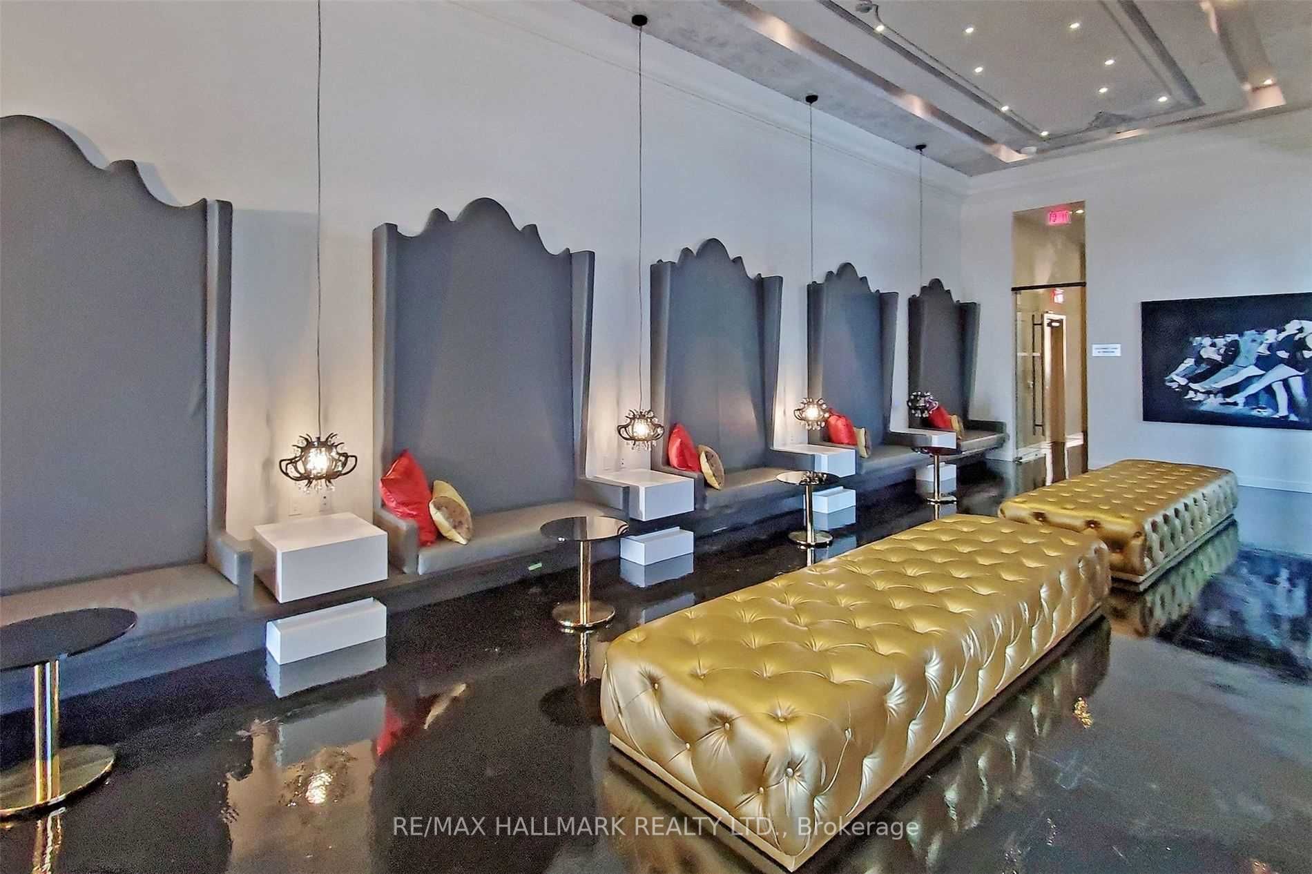 197 Yonge St, #3114