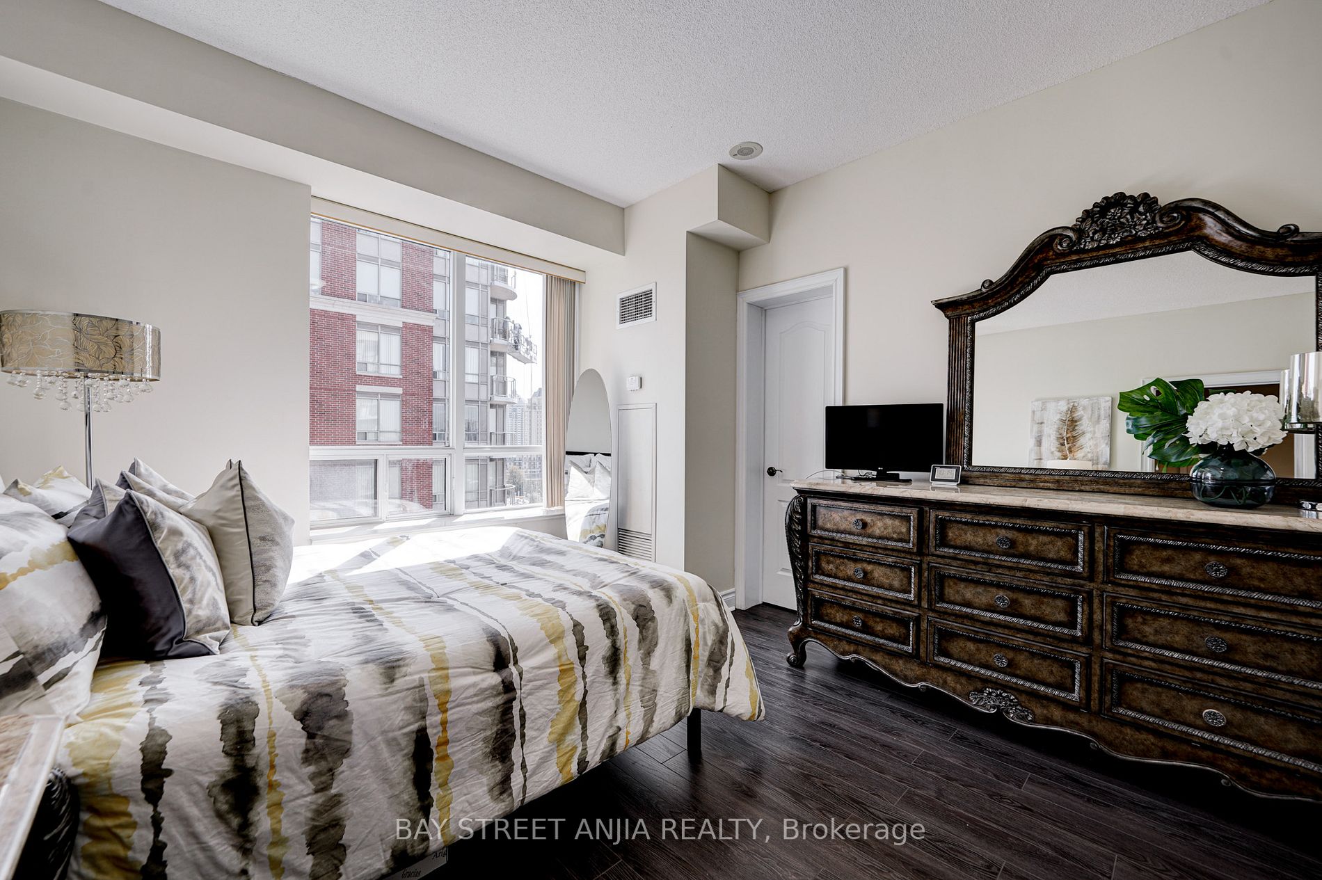 2 Clairtell Rd, #Rg-6