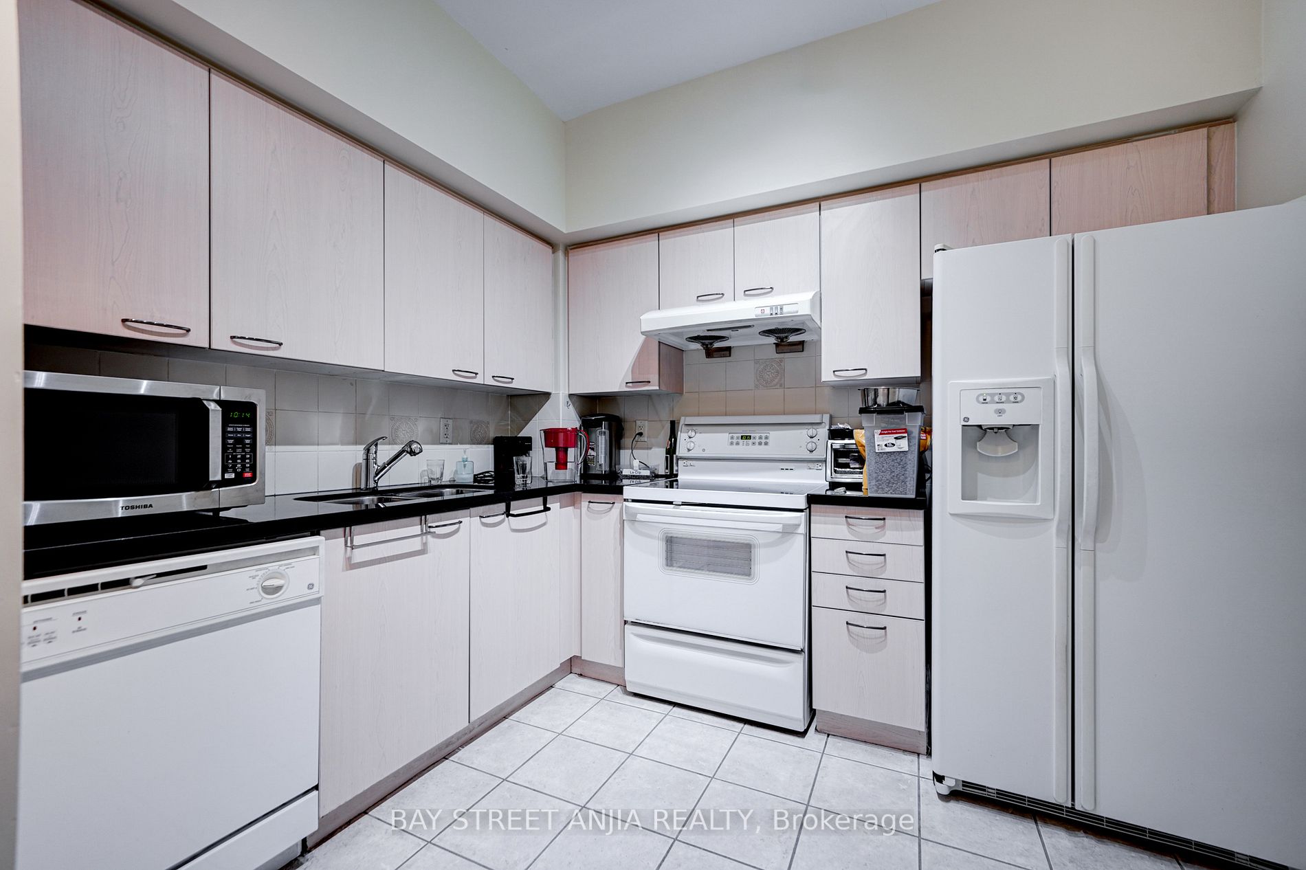 2 Clairtell Rd, #Rg-6