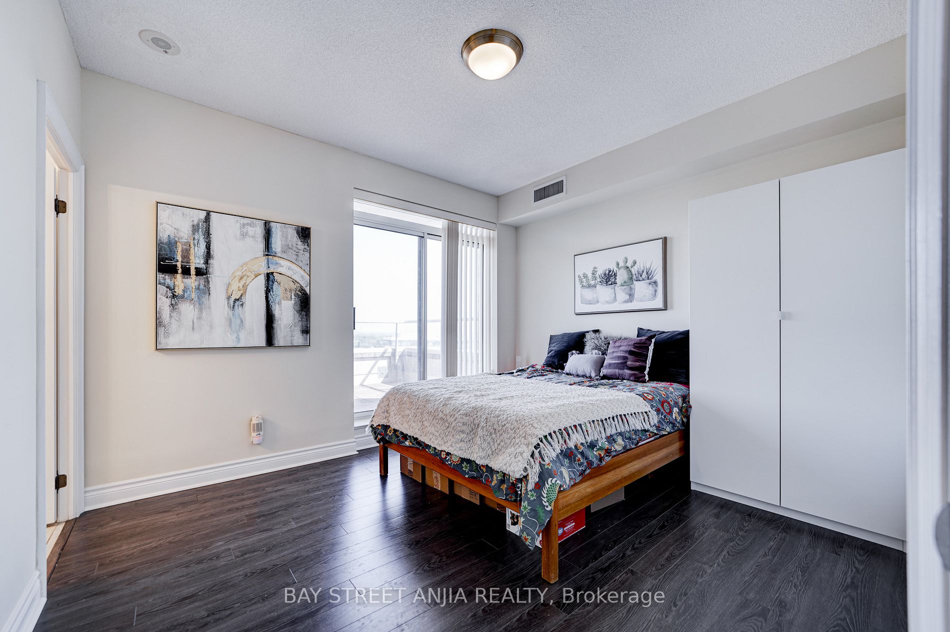 2 Clairtell Rd, #Rg-6