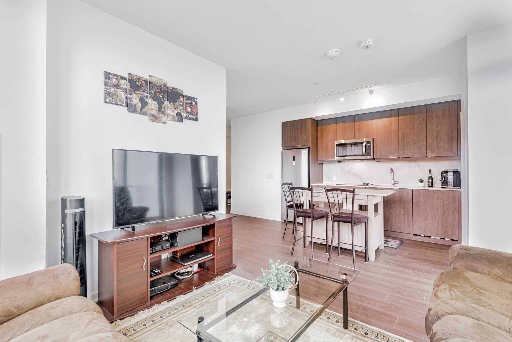 32 Forest Manor Rd, #1310