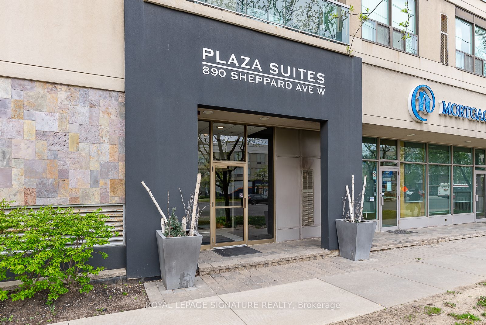 890 Sheppard Ave W, #115