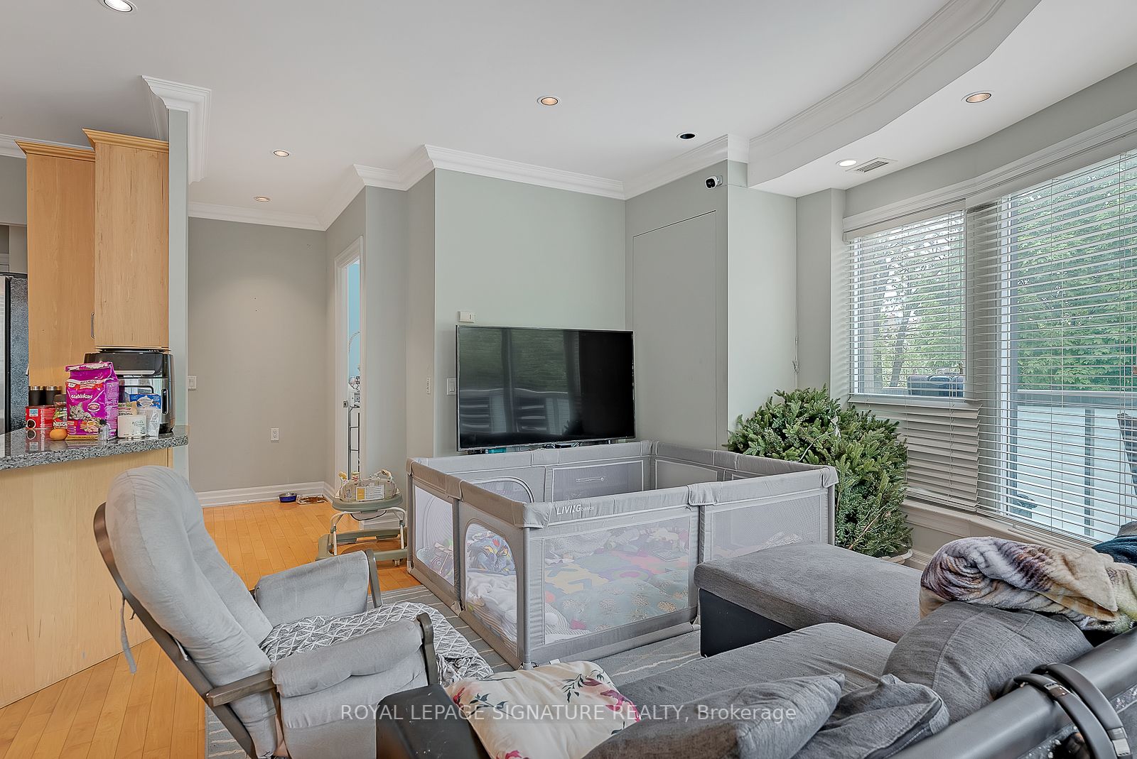 890 Sheppard Ave W, #115