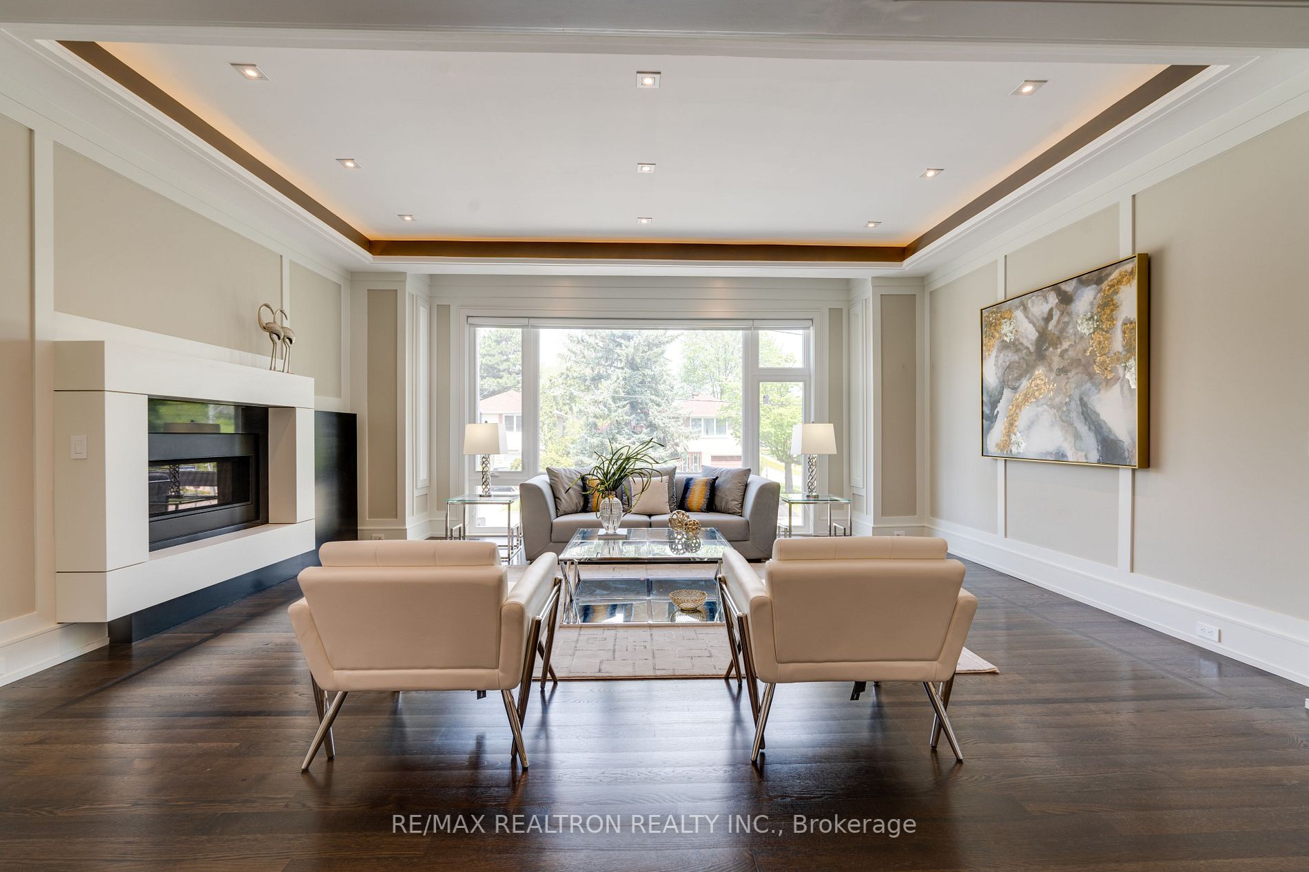 225 Northwood Dr, Toronto