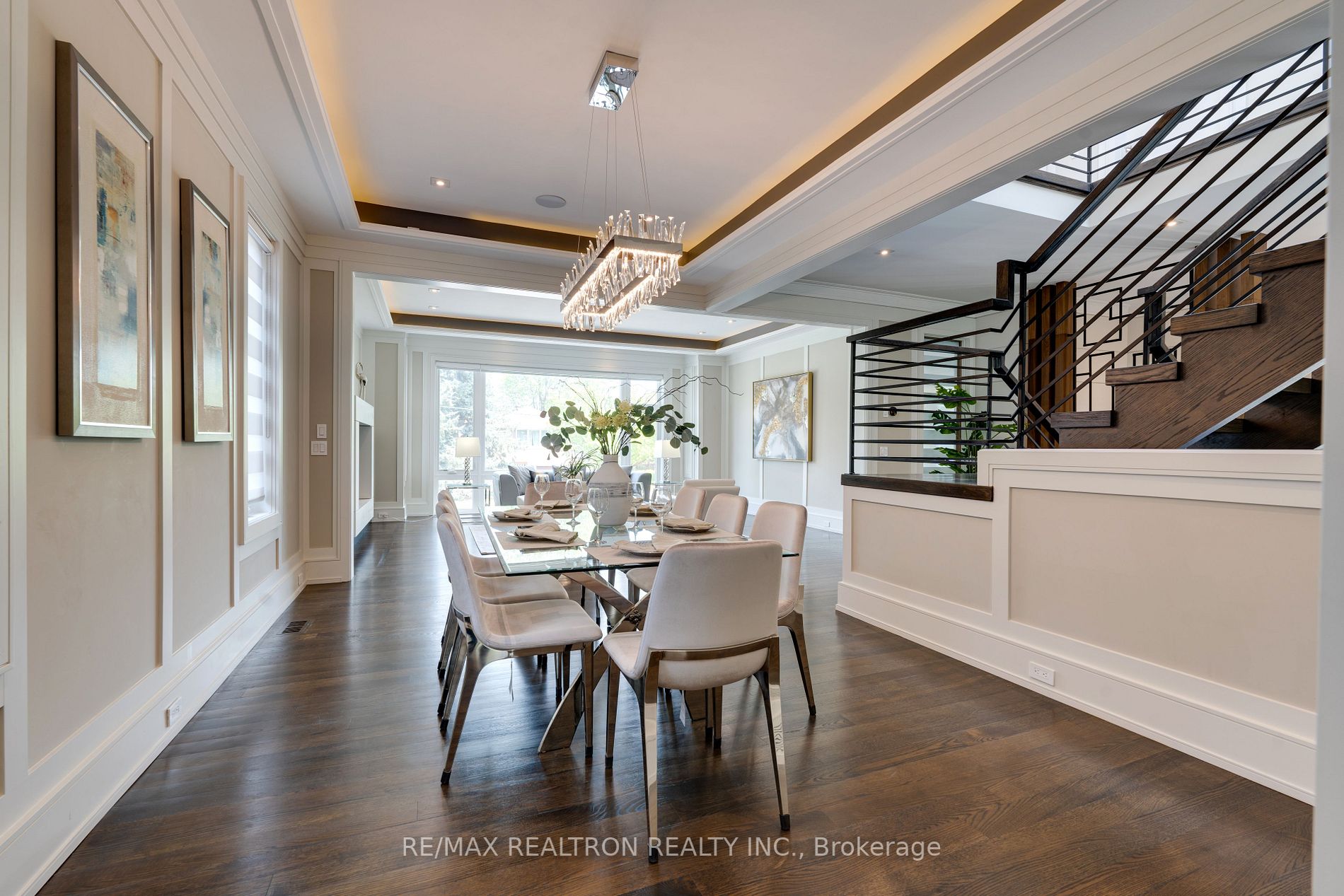 225 Northwood Dr, Toronto