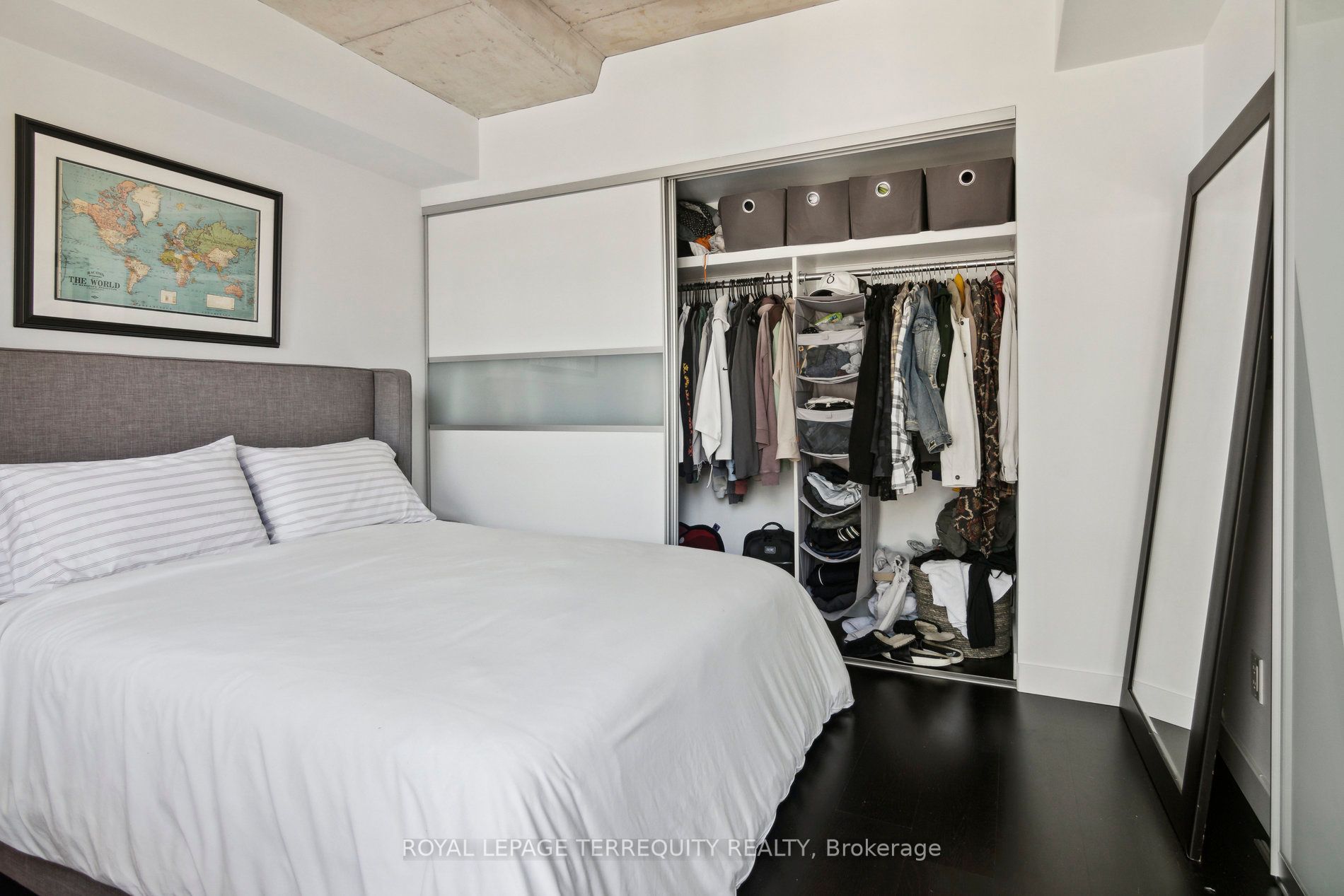 Listing C5994676 - Large Photo # 23