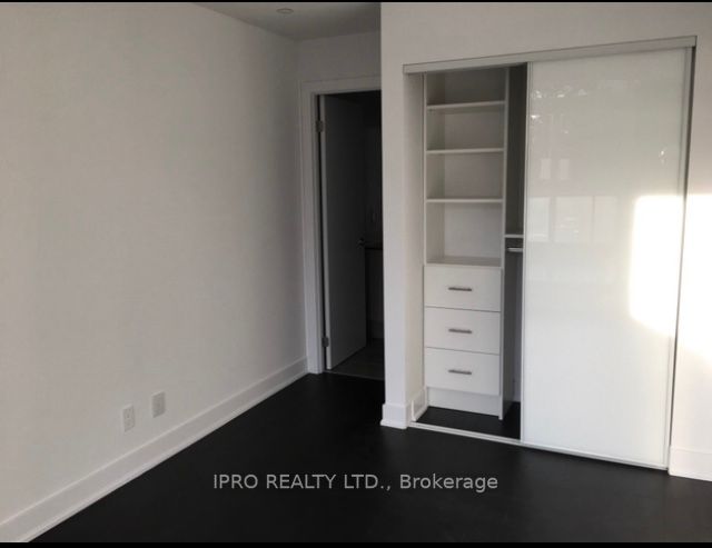 1486 Bathurst St, #201