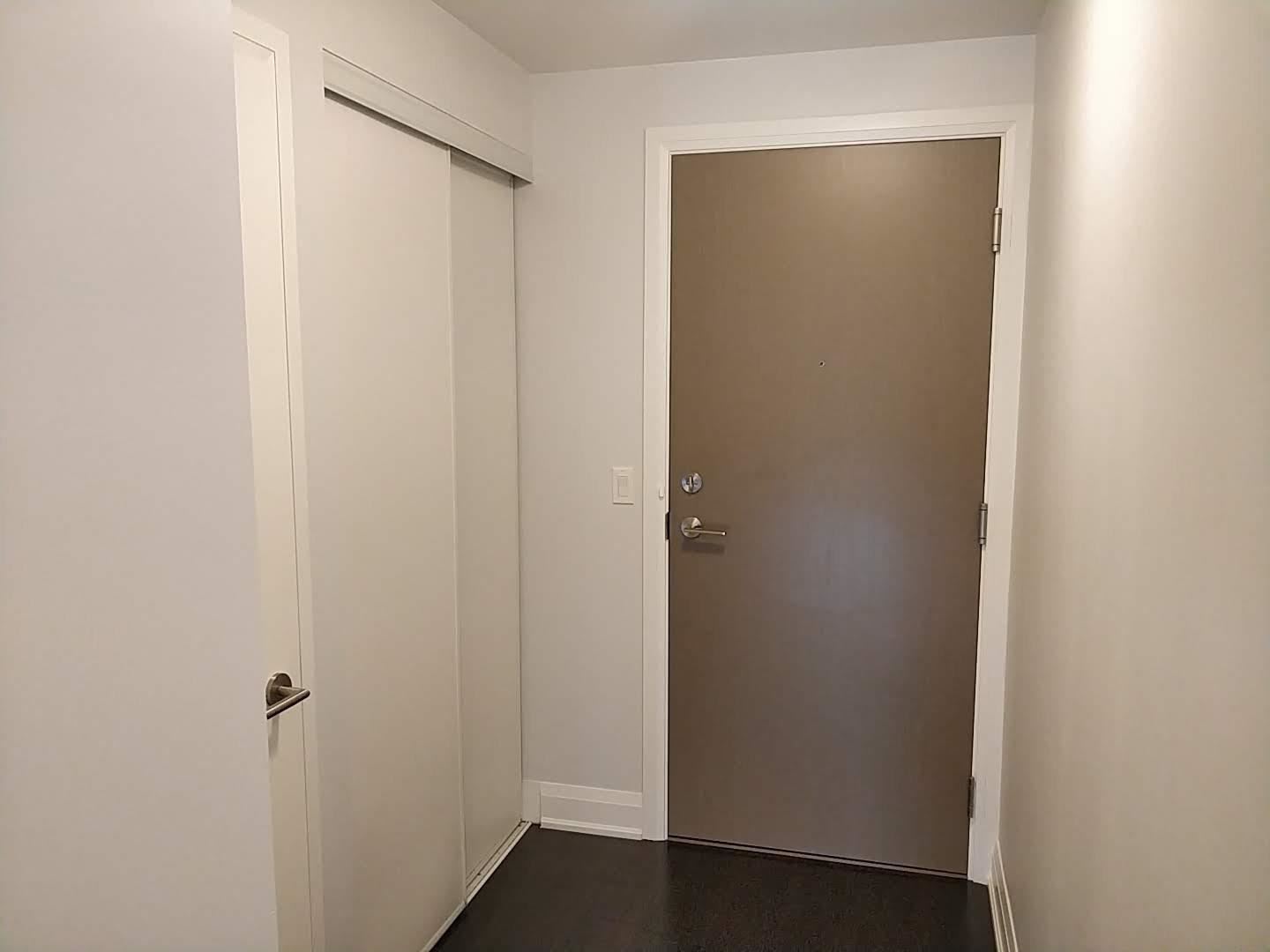 160 Vanderhoof Avenue #417