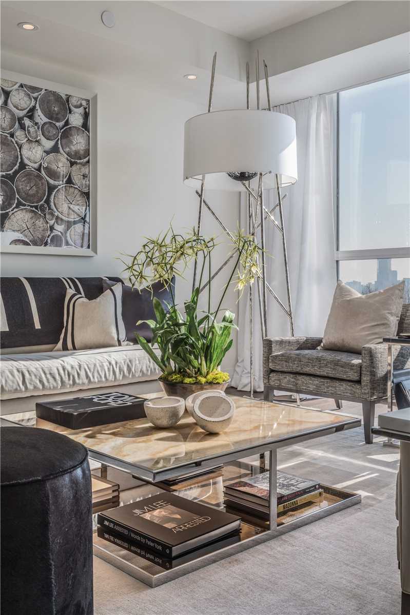 101 St Clair Avenue W, #604