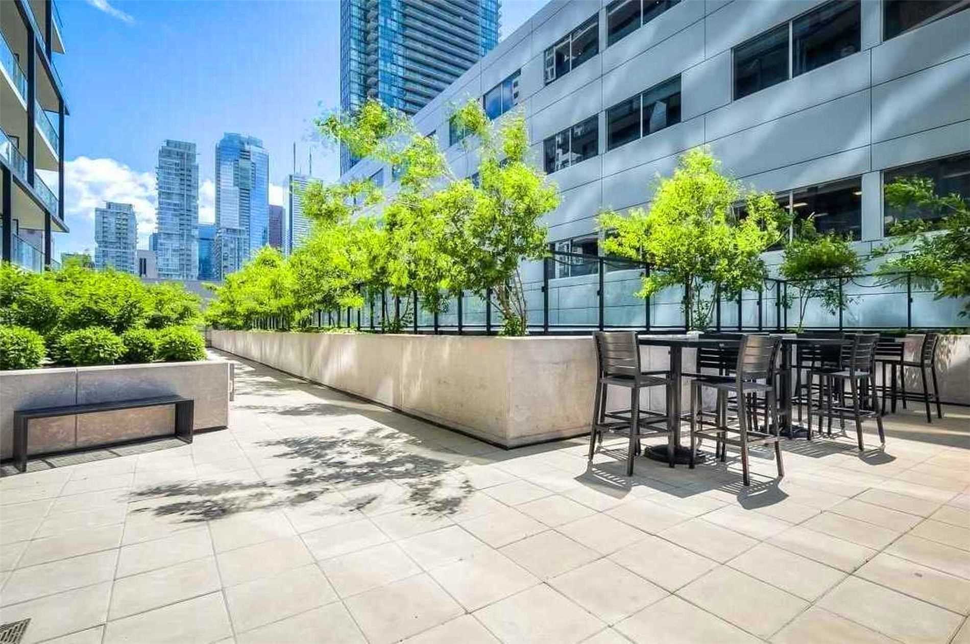 125 Peter St, #2803