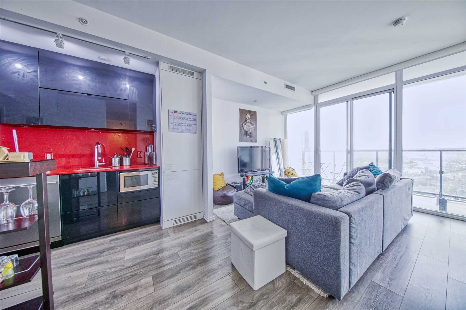 125 Peter St, #2803