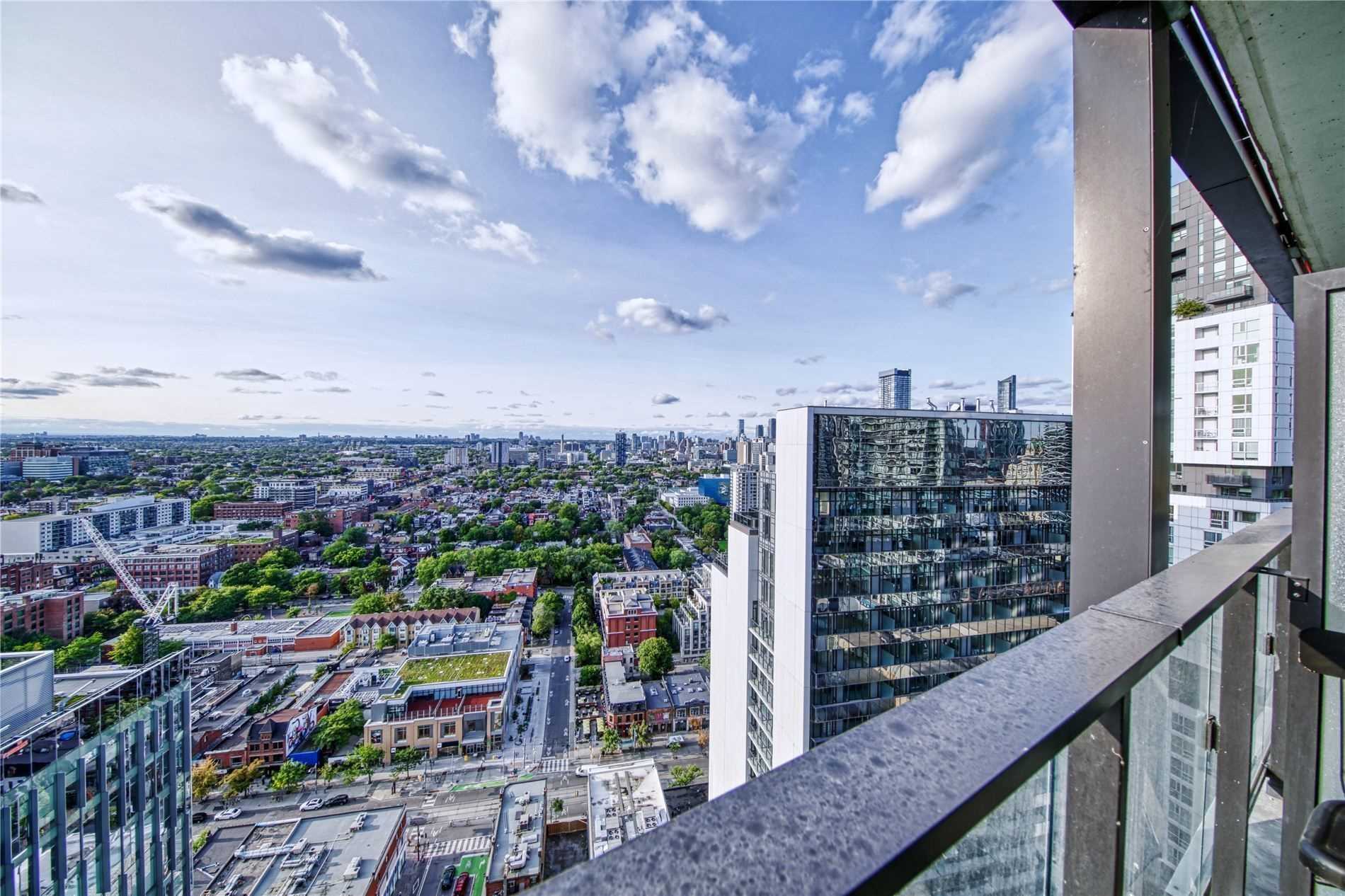 125 Peter St, #2803