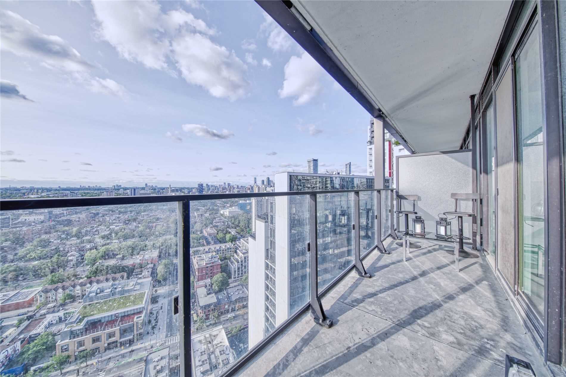 125 Peter St, #2803