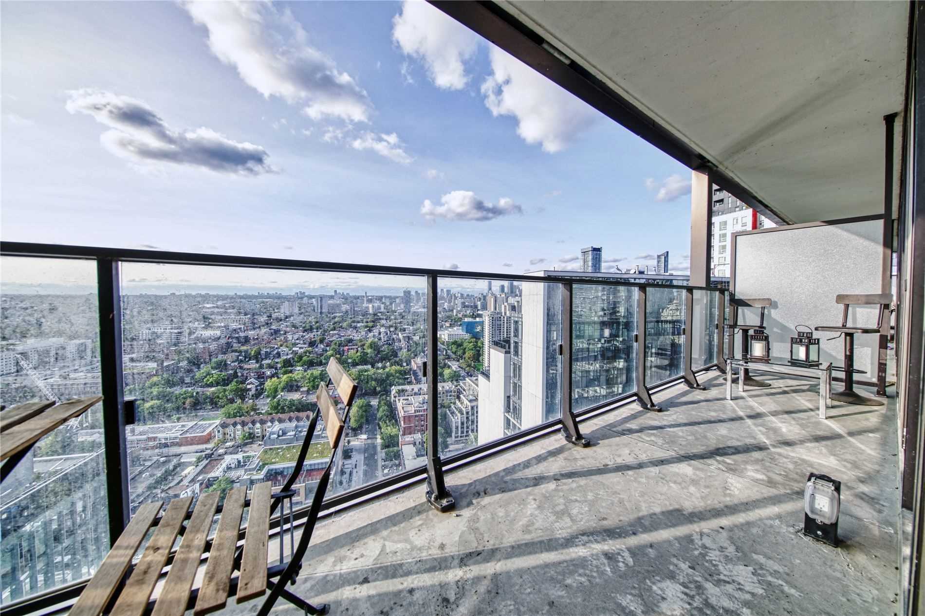 125 Peter St, #2803