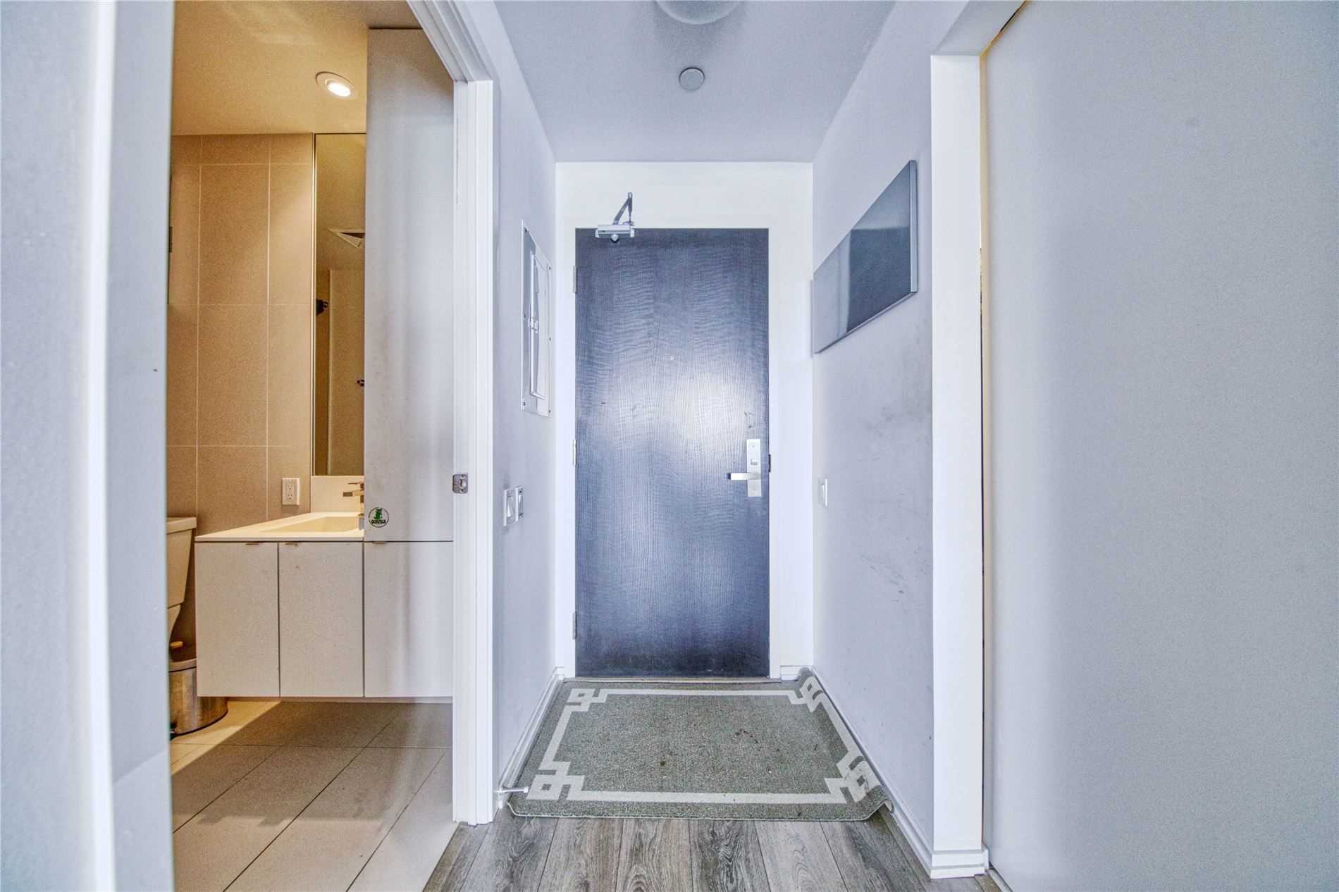 125 Peter St, #2803