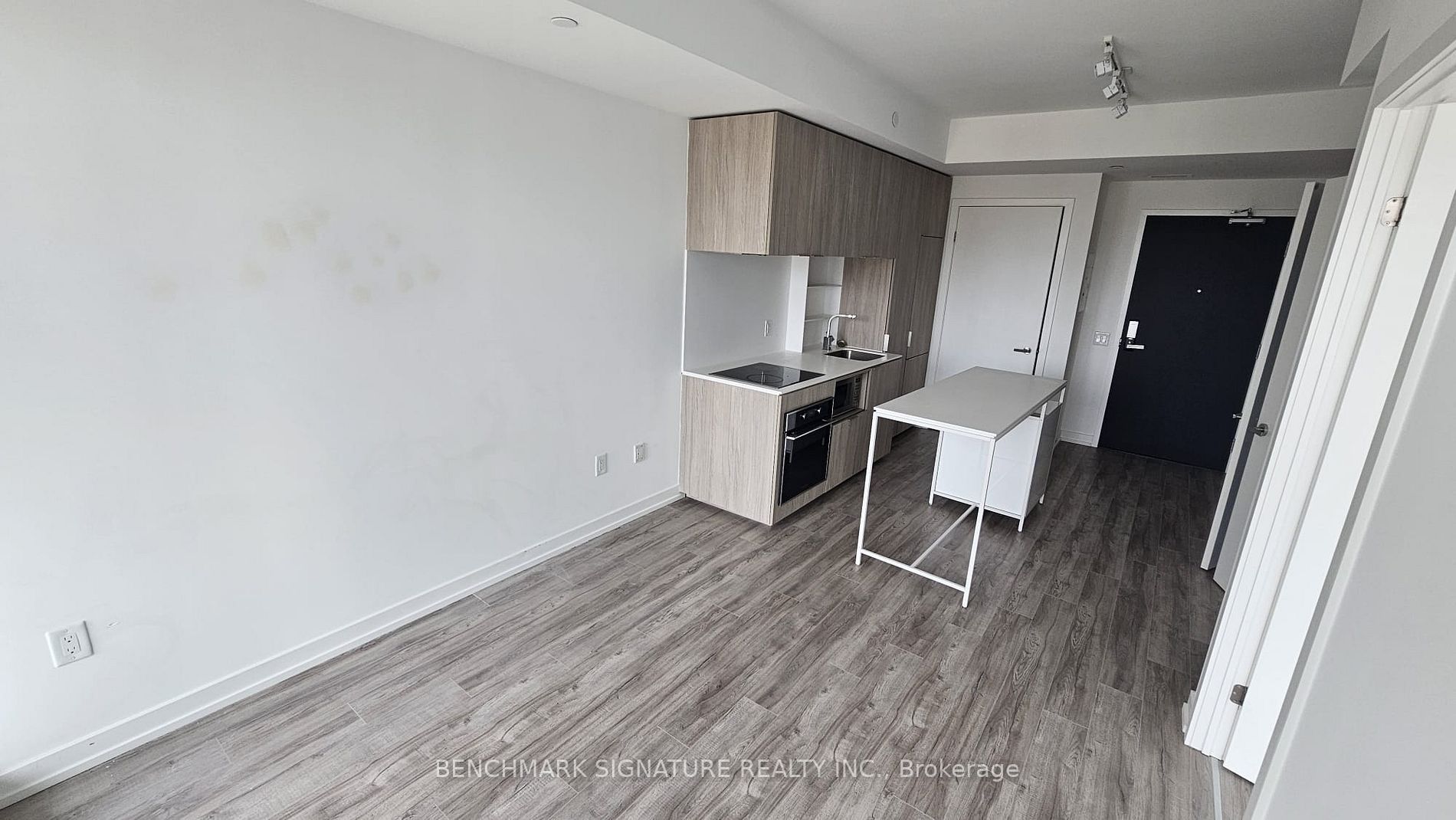 77 Shuter St, #2512