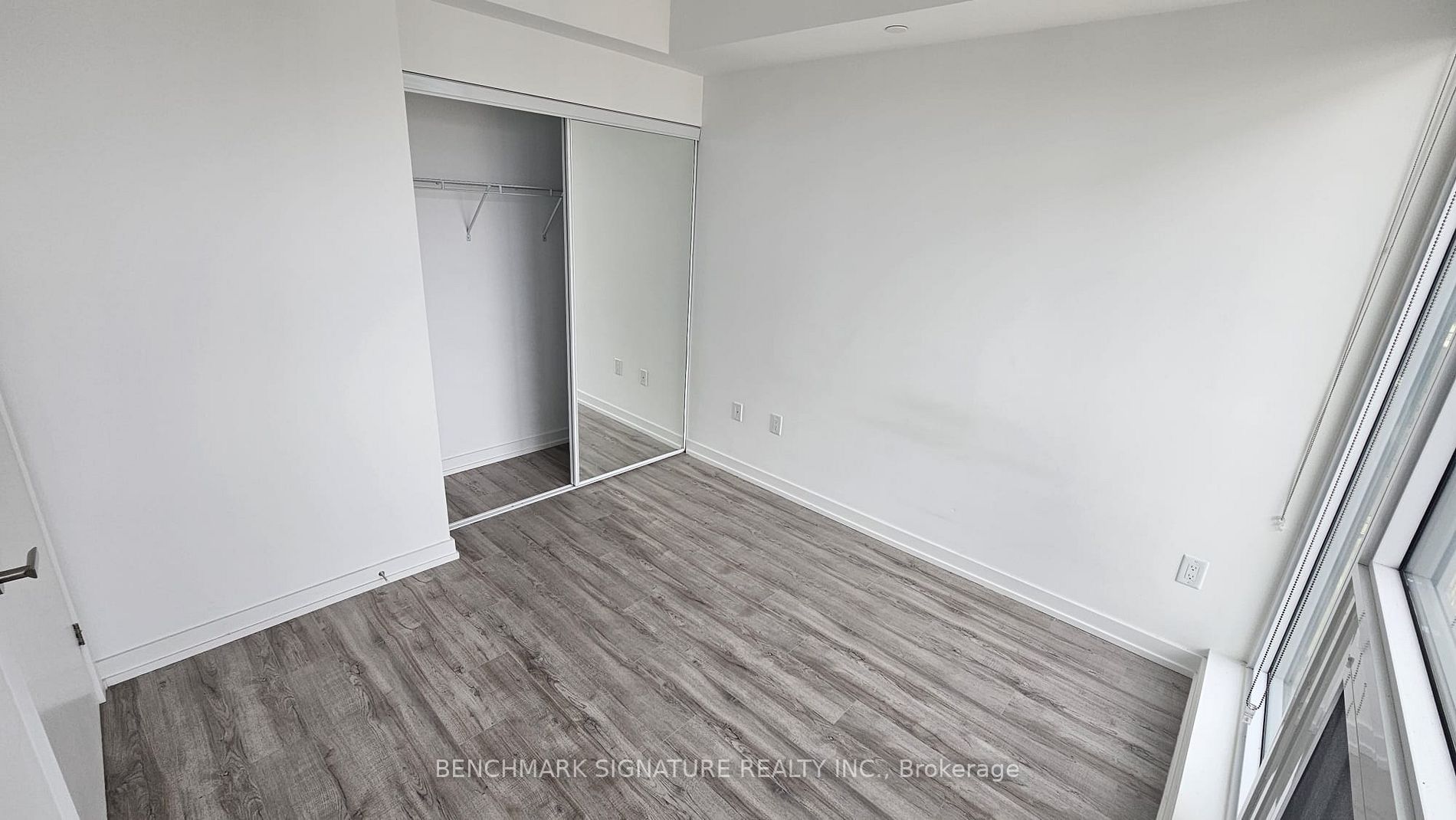 77 Shuter St, #2512