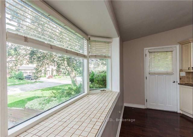 20 Larkfield Dr