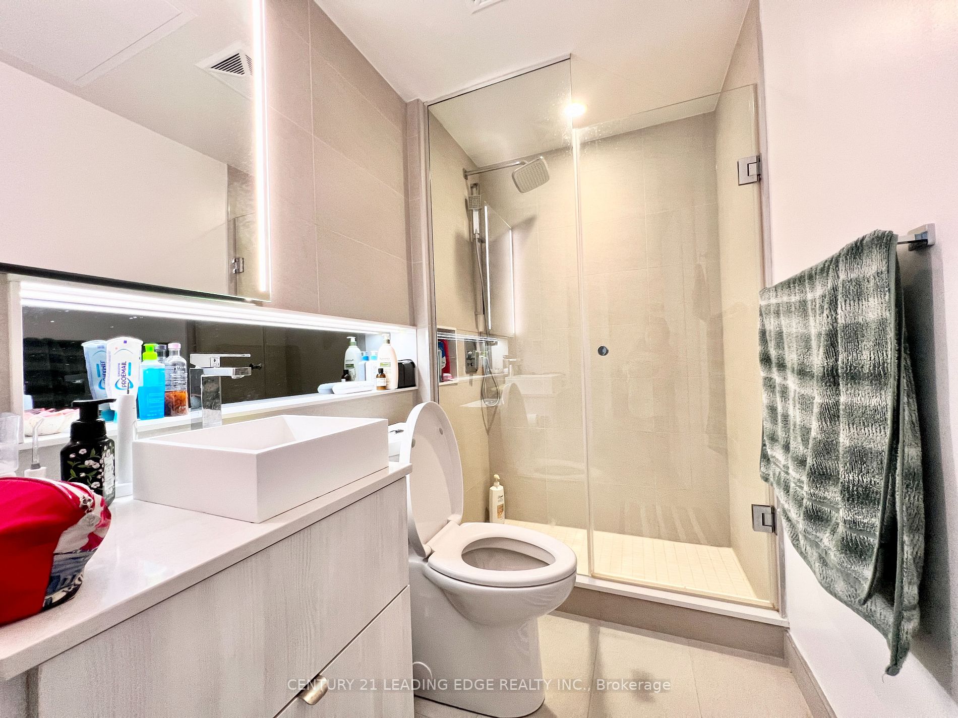 Listing C5997620 - Large Photo # 21