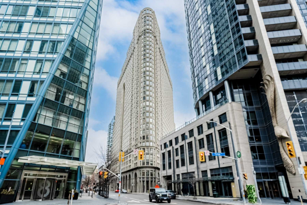 25 The Esplanade, Toronto