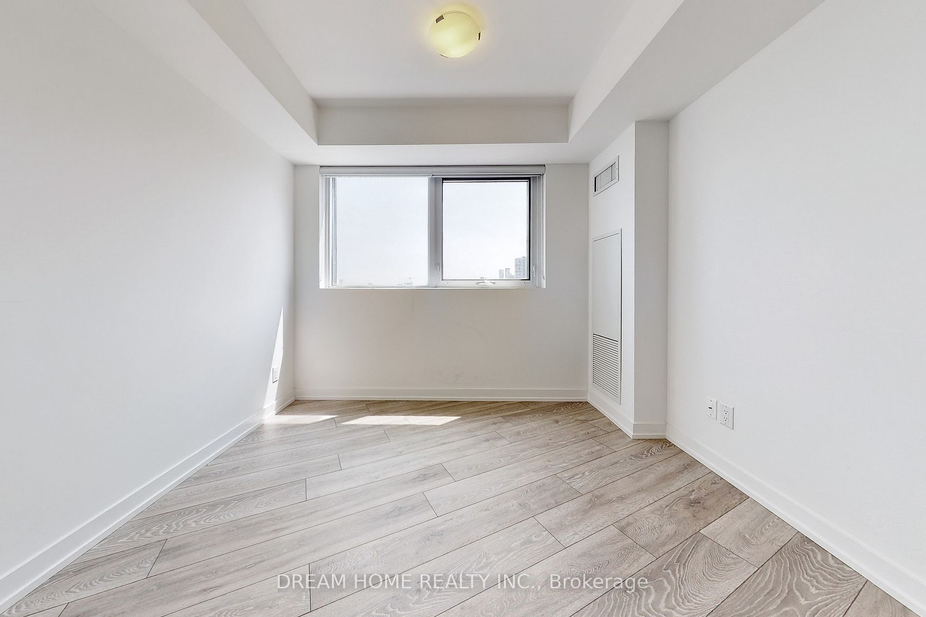 159 Wellesley St E, #908