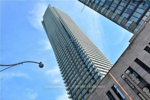 1080 Bay St, Toronto