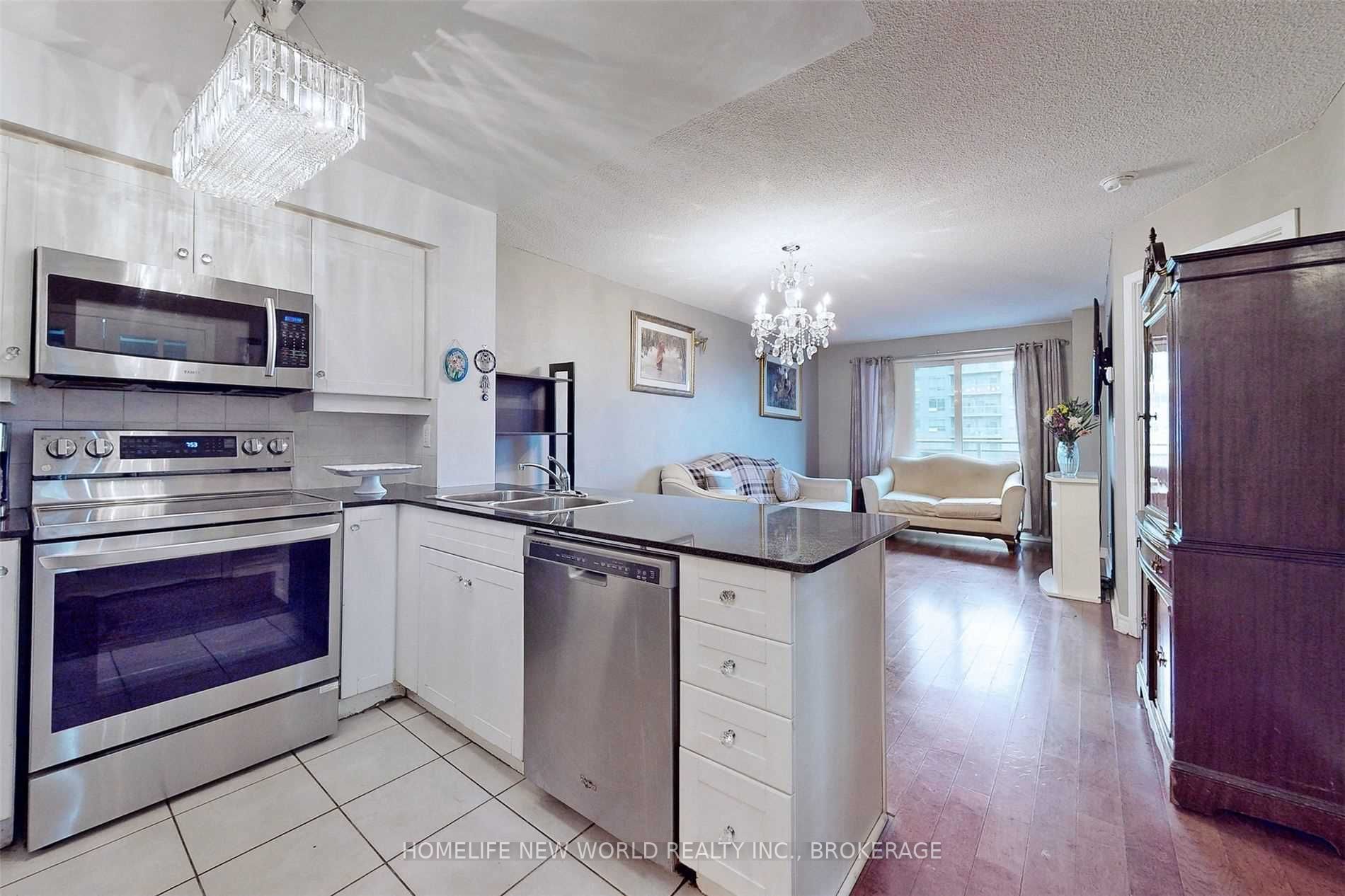 19 Barberry Pl, #407